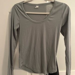 old navy scoop neck long sleeve